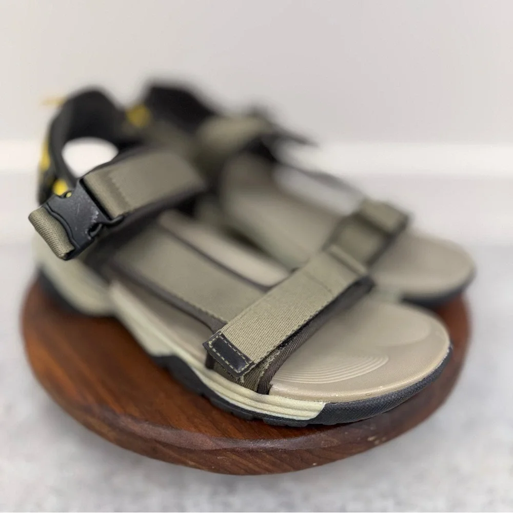 Ozark Trail Men's Outdoor Trek‎ Ankle Strap Sandals. Sz 9 NWOT